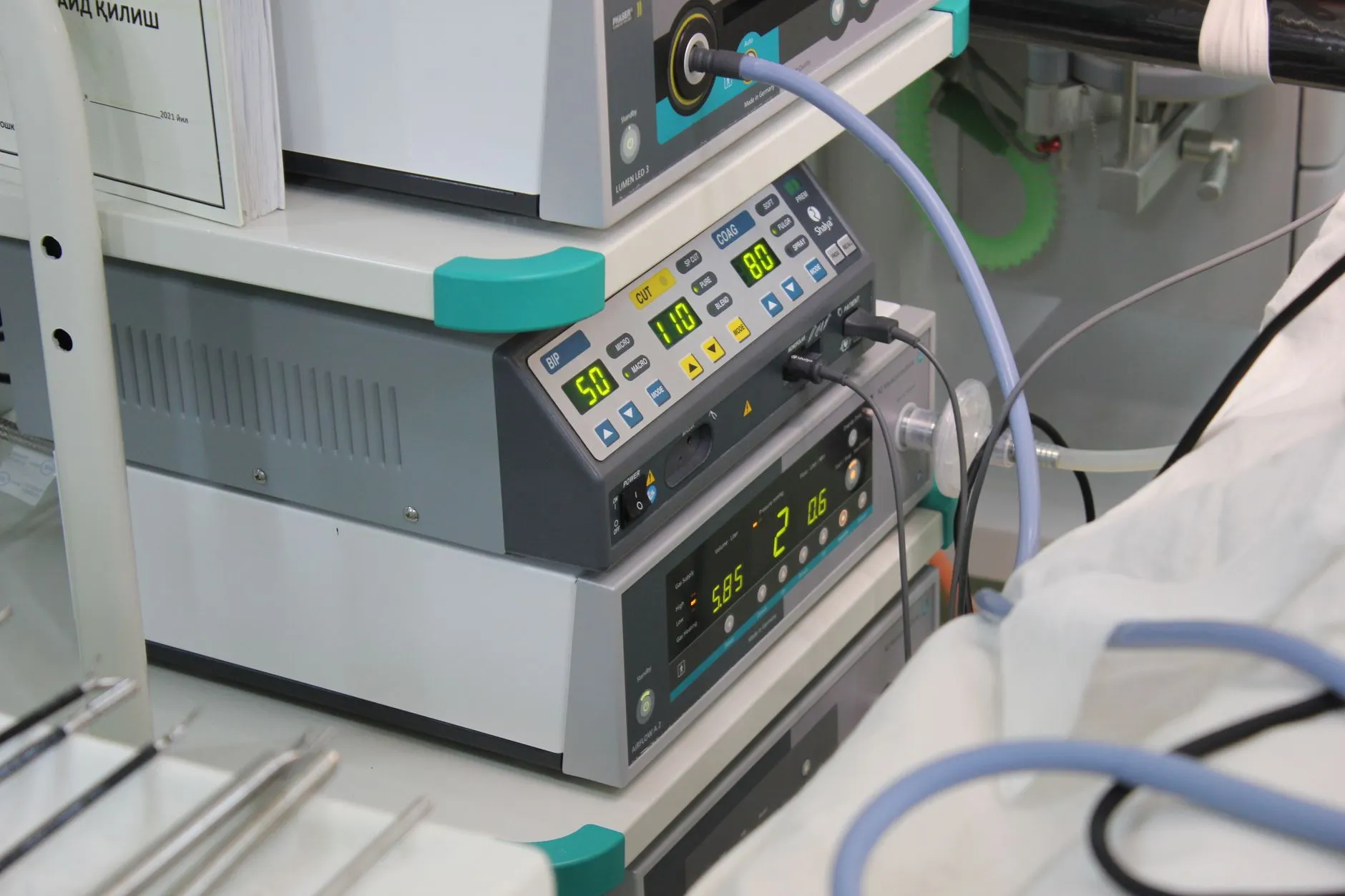 财务成本控制工具对比：从传统报表到智能分析系统